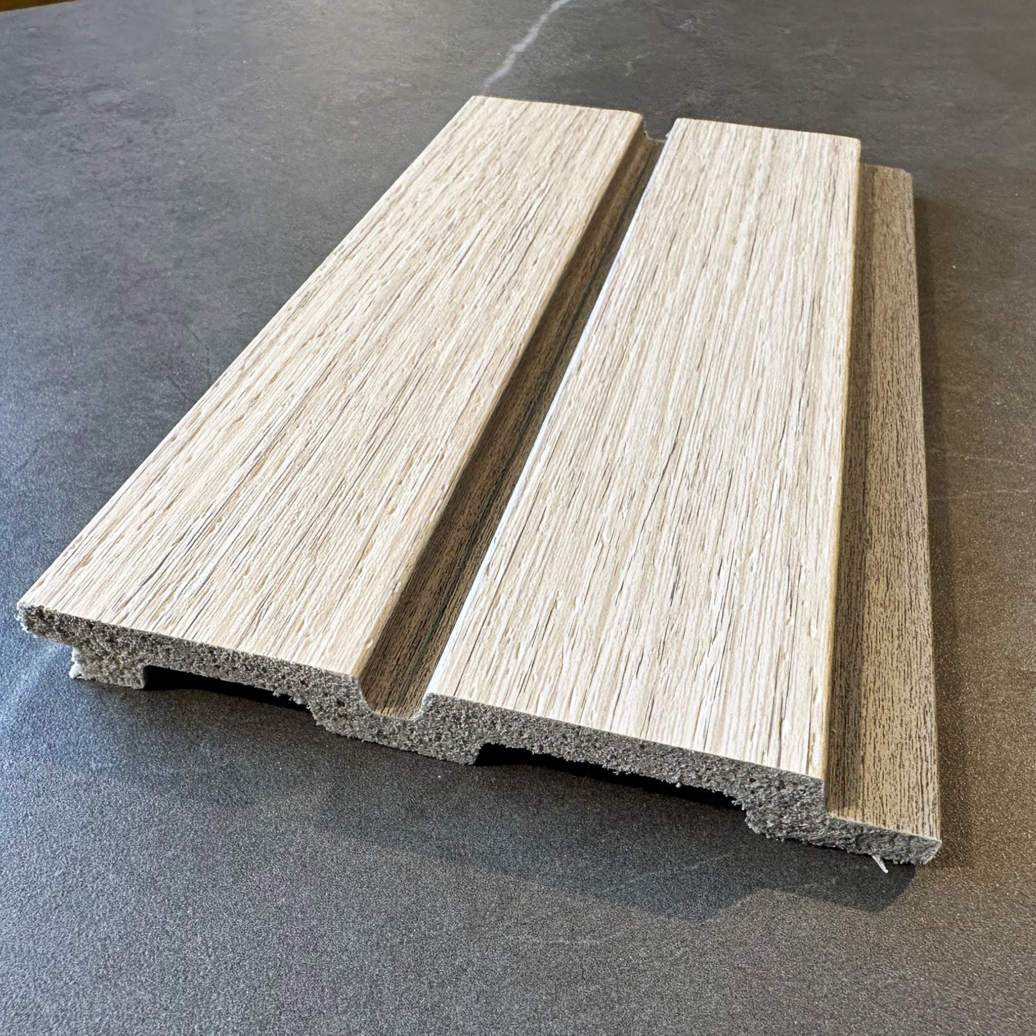 Riflaj decorativ bej texturat, 122 mm | MallDeco